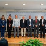 Reconocen por agilizar procesos de adopción